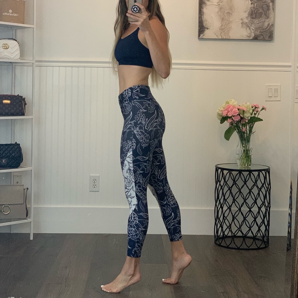 Activewear Navy floral set